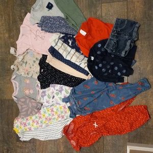 Baby Girl clothing Bundle,over 20 pieces Sizes 6-12 months